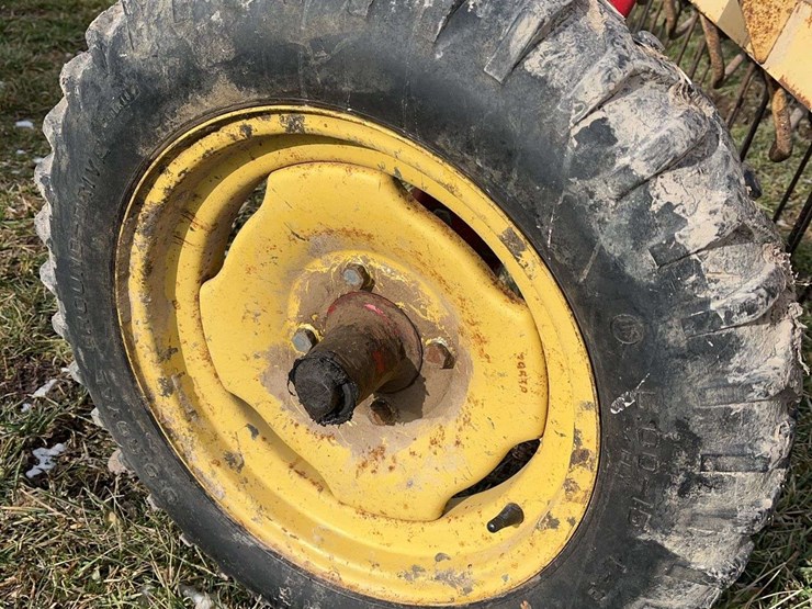 new-holland-256-image-7