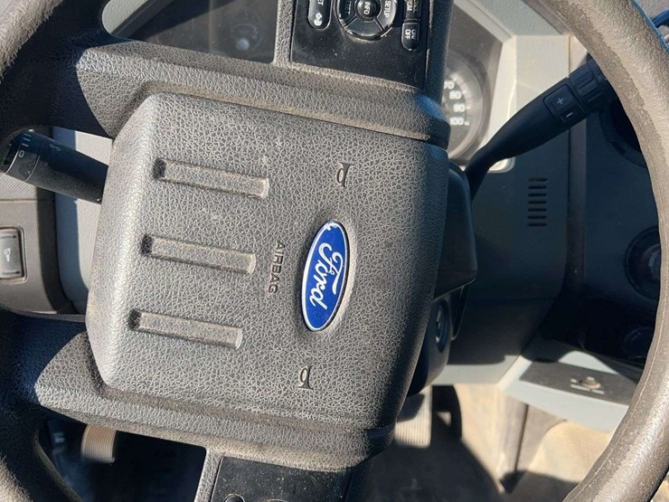 2014-ford-f250-image-14