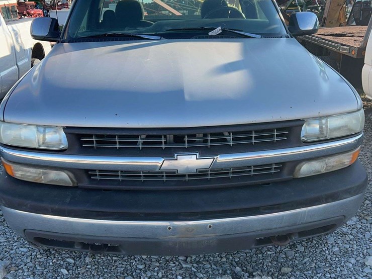 2000-chevrolet-2500-image-2