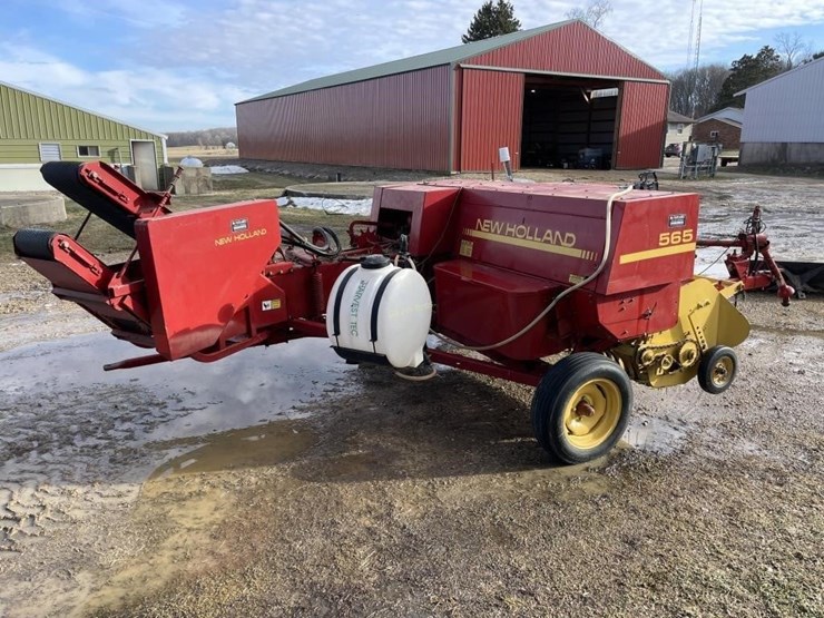 new-holland-565-image-7