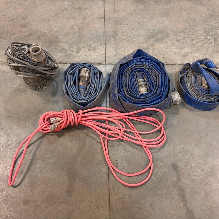 Sump Pump and Assortment of Hoses