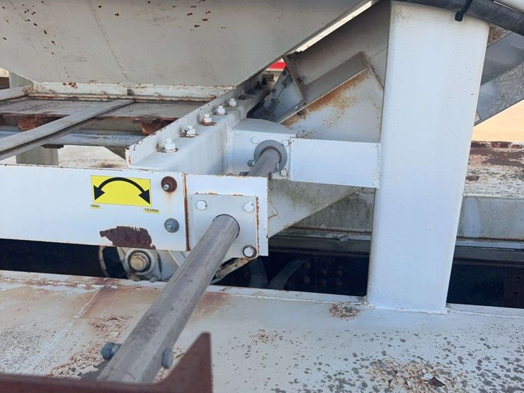 1995-international-4900-image-13