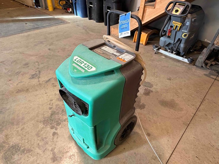 lgr-130-dehumidifier-image-1