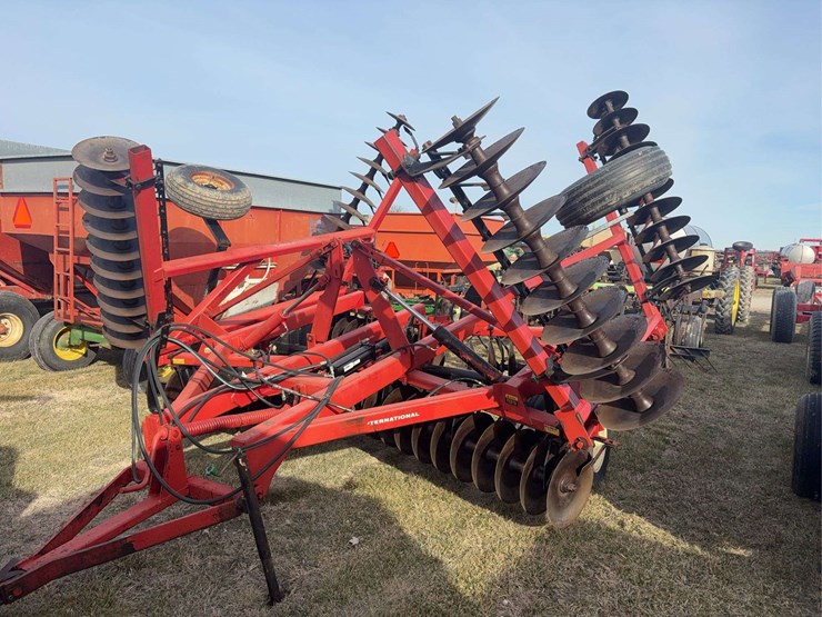 international-490-image-2