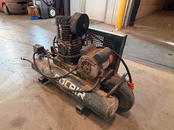 rolair-electric-air-compressor-image-3