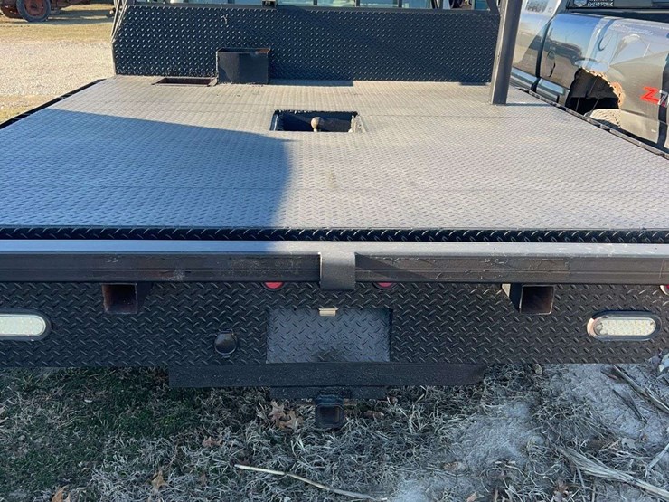 2000-chevrolet-3500-image-9