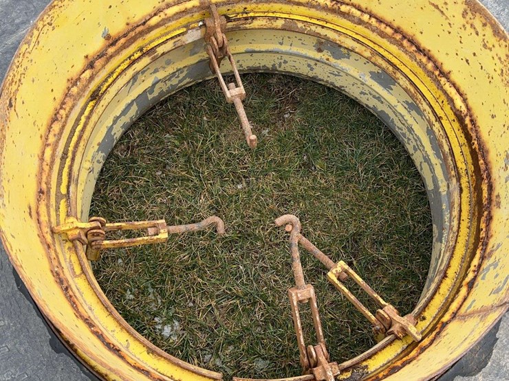 2024-john-deere-4430-image-23