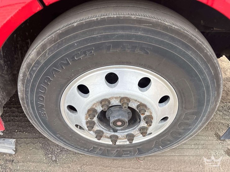 2017-volvo-vnl-760-t/a-sleeper-cab-truck-tractor-image-38