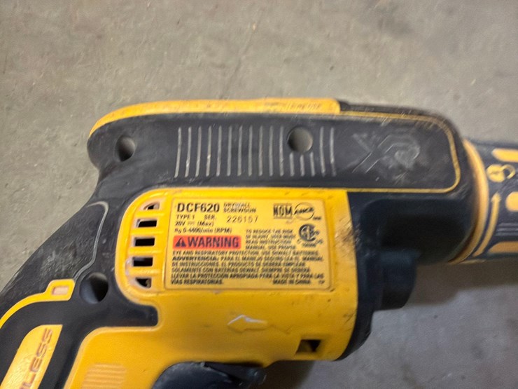 assortment-of-dewalt-battery-powered-hand-tools-image-14