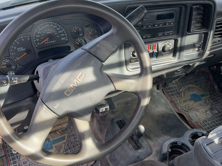 2007-gmc-3500-image-10