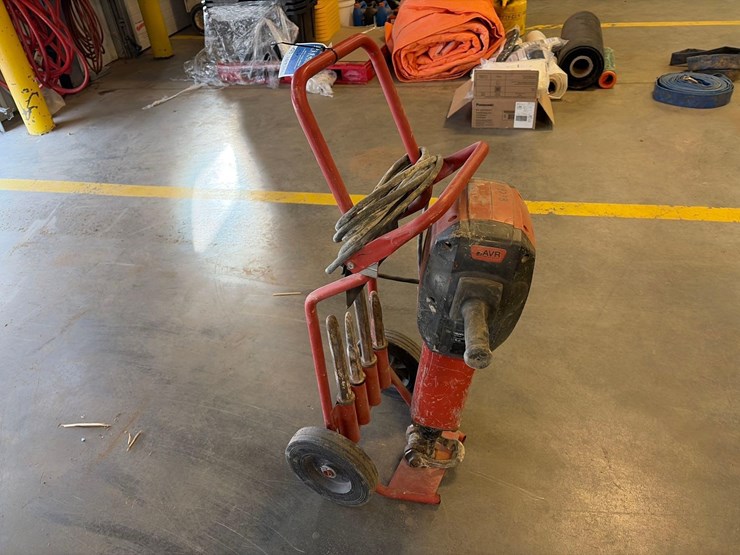 hilti-te-3000-avr-jack-hammer-image-2