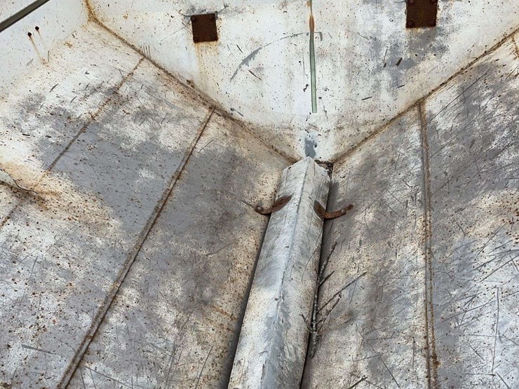 wilmer-500-fertilizer-spreader,-tandem-axle,-works,-needs-a-little-tlc-image-12