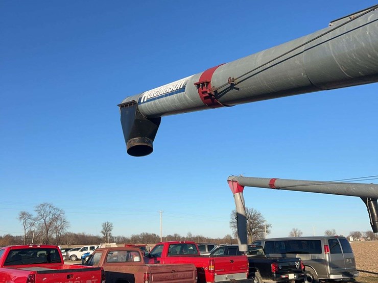 hutchinson-10x41-image-6