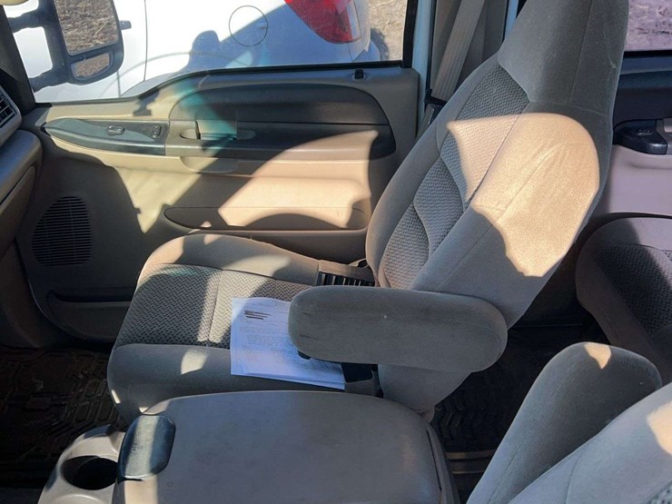 2001-ford-f250-image-16