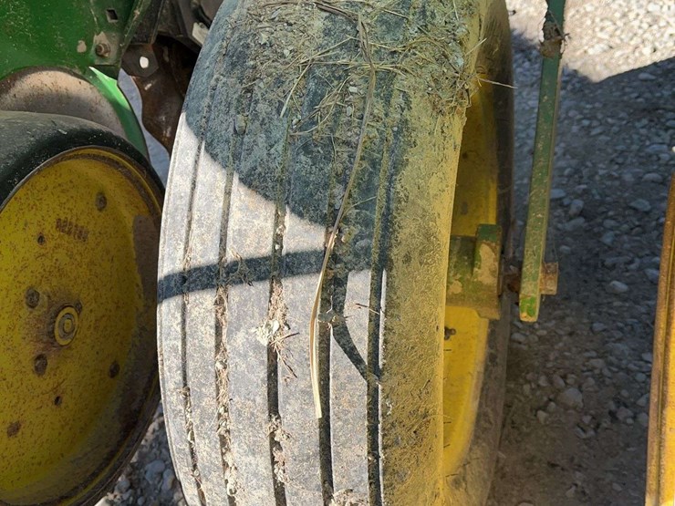 john-deere-7200-image-13