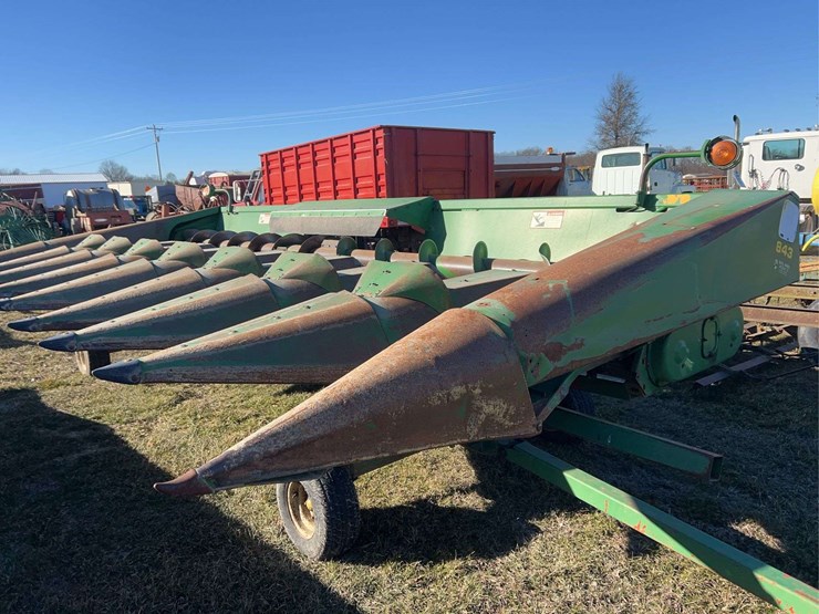 john-deere-843-image-1