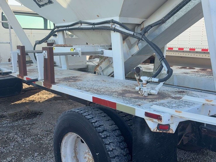 1995-international-4900-image-11