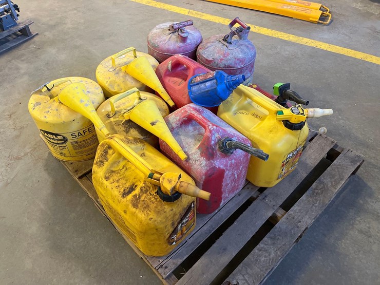 gas-cans-image-2