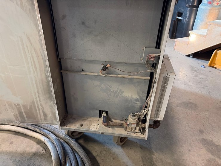 l.b.-white-premier-350-df-portable-heater-image-11