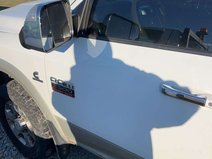 2010-dodge-ram-2500-image-12