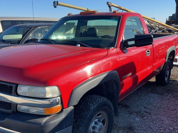 2001-chevrolet-2500hd-image-1