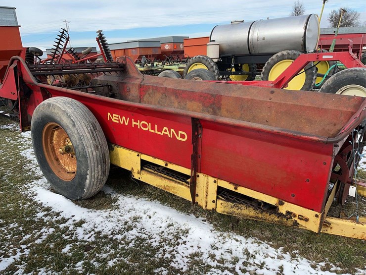 new-holland-516-image-3