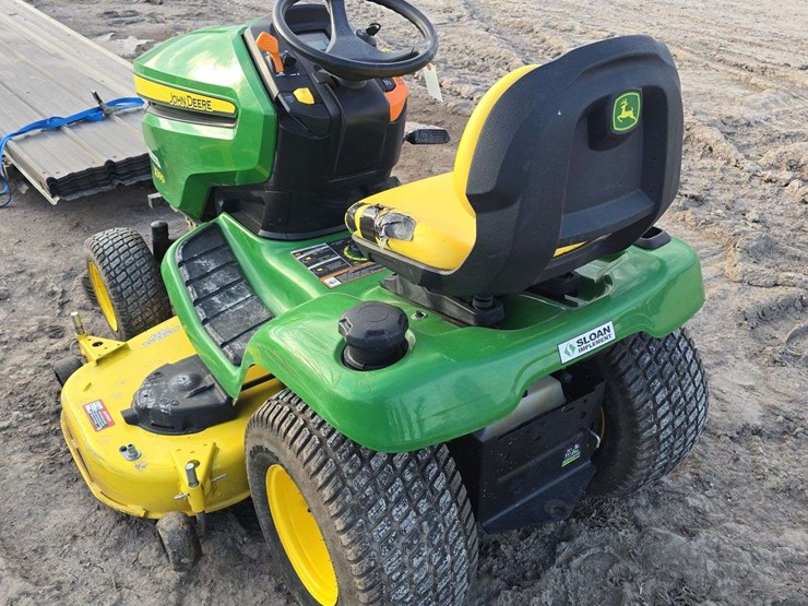 john-deere-x390-image-4