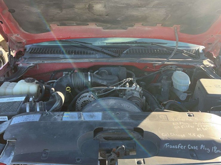 2003-chevrolet-k1500-image-16