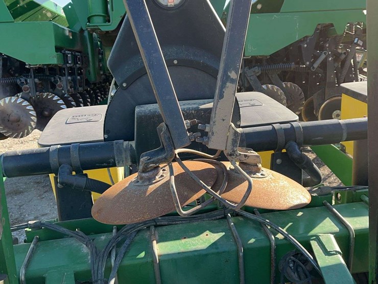 john-deere-7200-image-5