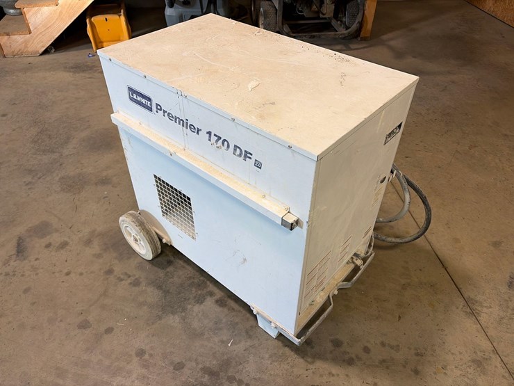 l.b.-white-premier-170-df-portable-heater-image-4