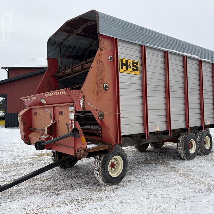 H & S SUPER 7+4 CHOPPER BOX 5877