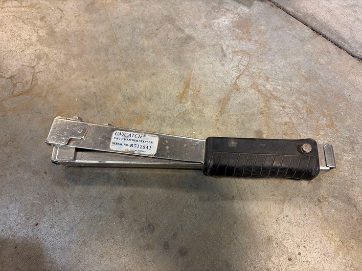 assortment-of-nail-guns,-hand-nailer,-and-hose-image-12