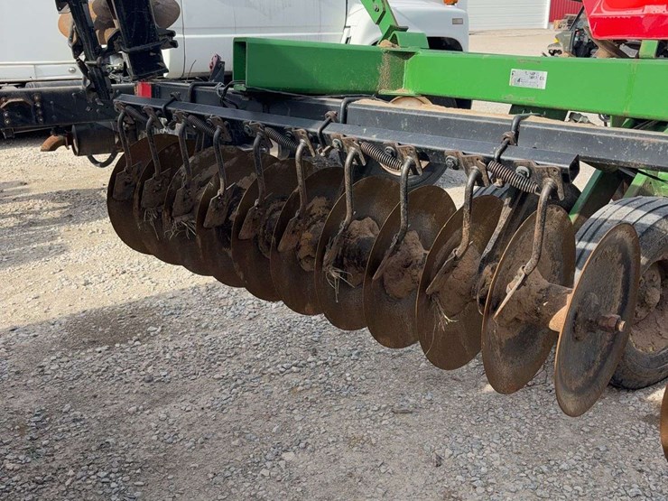 john-deere-630-image-12