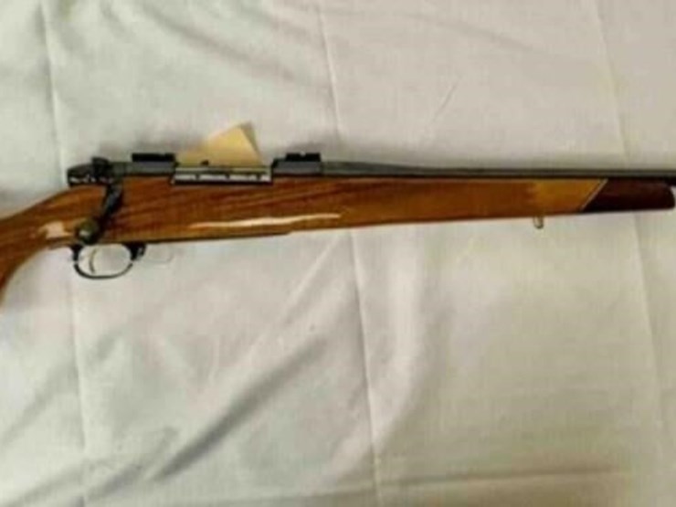 weatherby-mark-v---rifle---1-of-1000-image-1