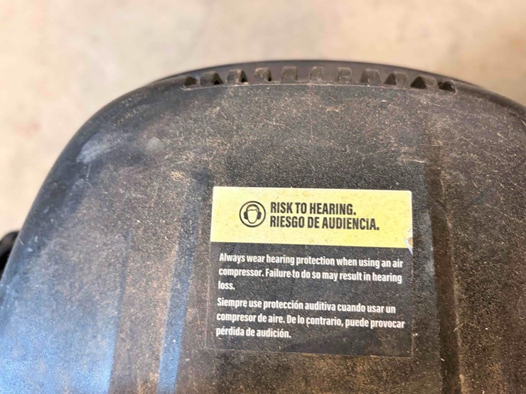 kobalt-electric-air-compressor-image-7