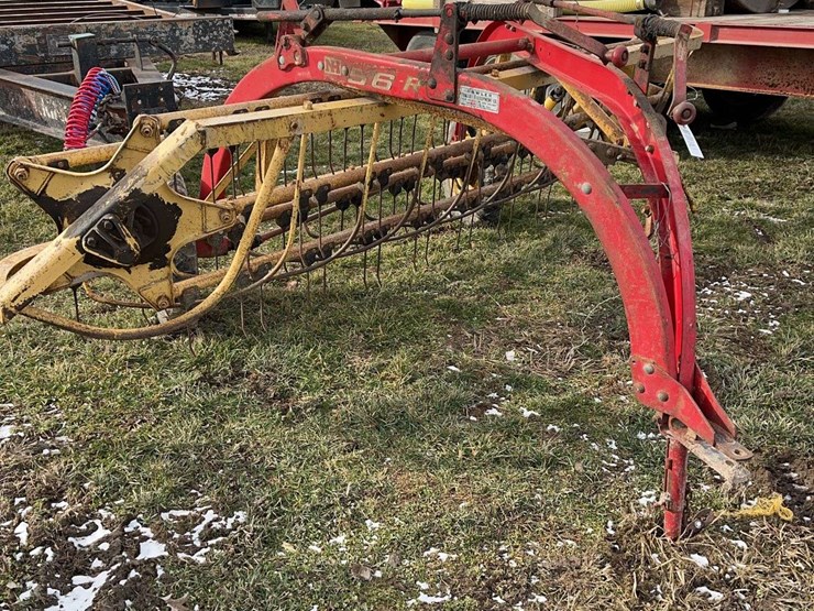 new-holland-256-image-1