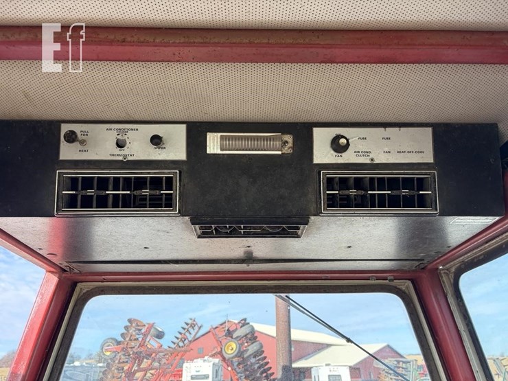 international-806-image-11