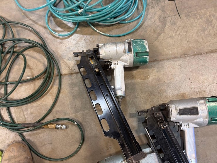 assortment-of-nail-guns-and-hoses-image-2