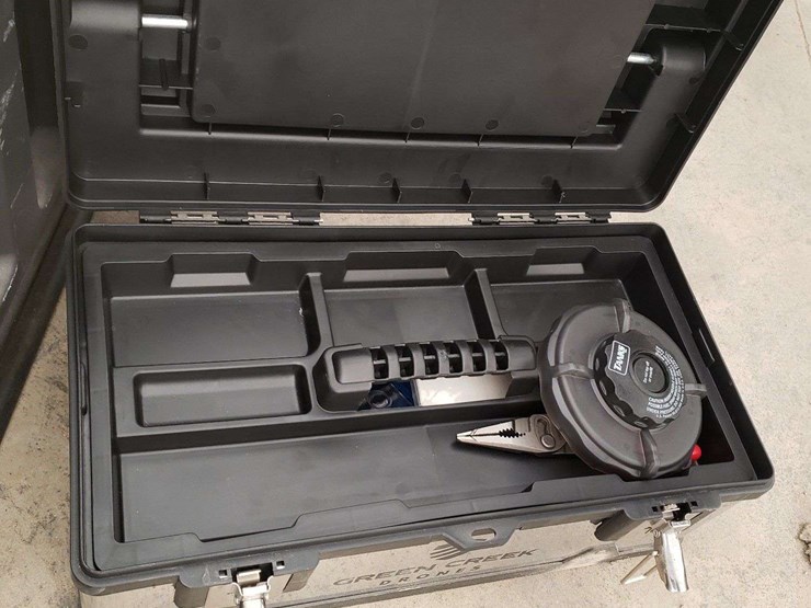 2024-djit-40-spray-drone,-3-batteries,-1-charger,-battery-cooling-unit,-with-remote-controller,-field-ready,-7,000-acres,-questions-call--618-292-8032-image-11