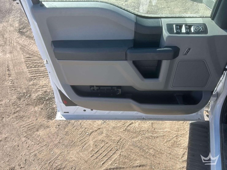 2017-ford-f150-image-5