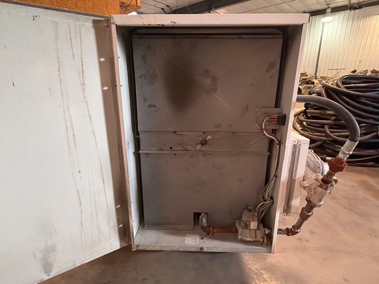 l.b.-white-premier-350df-heater-image-7