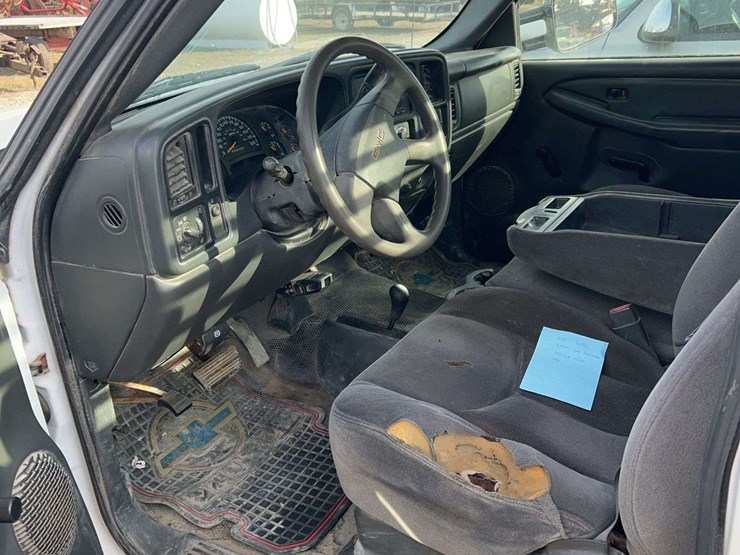 2007-gmc-3500-image-8