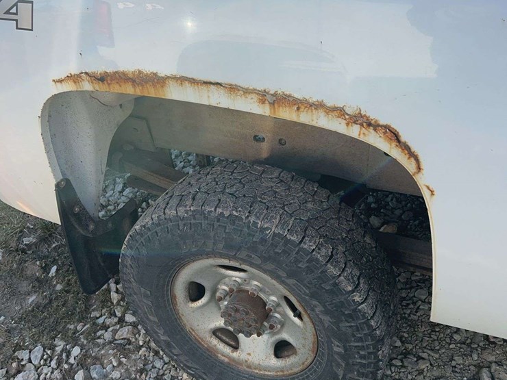 2008-chevrolet-2500hd-image-5