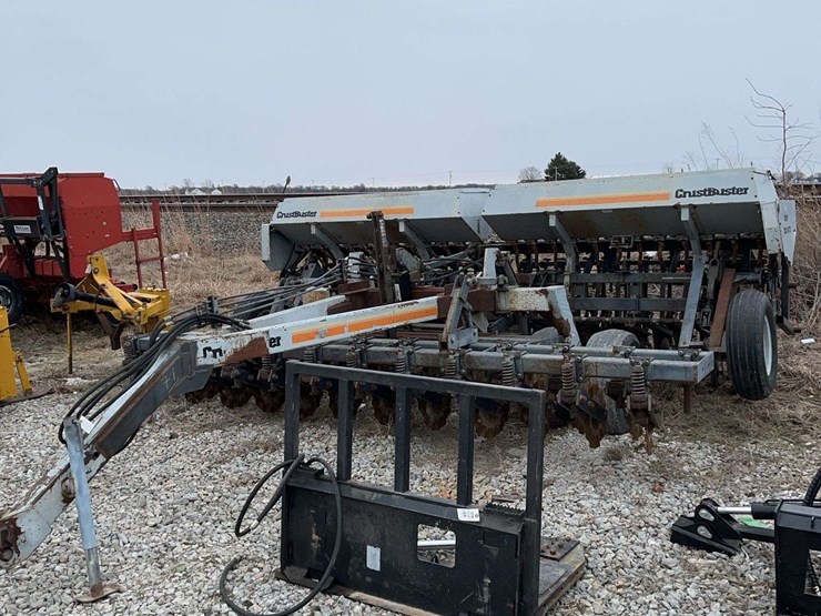 crust-buster-15ft-drill,-field-ready,-used-for-planting-wheat-in-waterways,-used-fall-of-2025-image-2