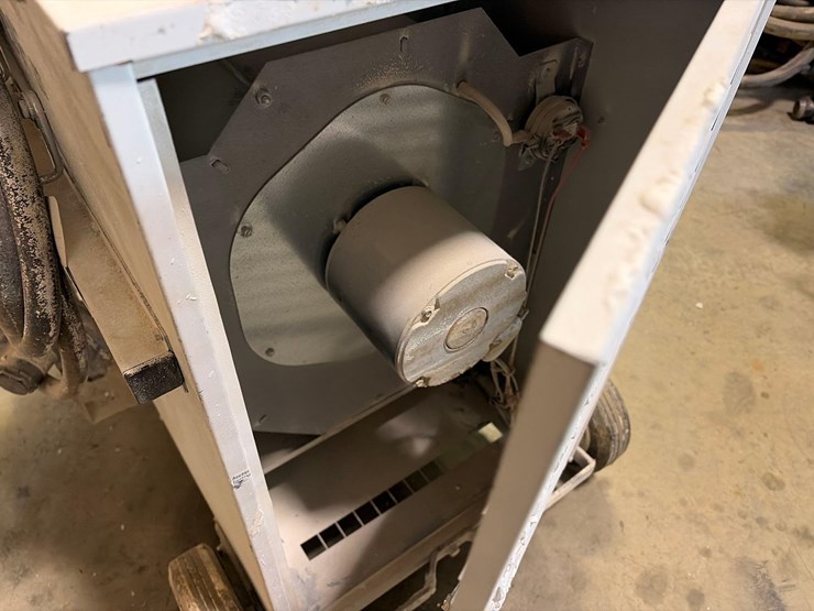 l.b-white-premier-170-df-heater-image-11