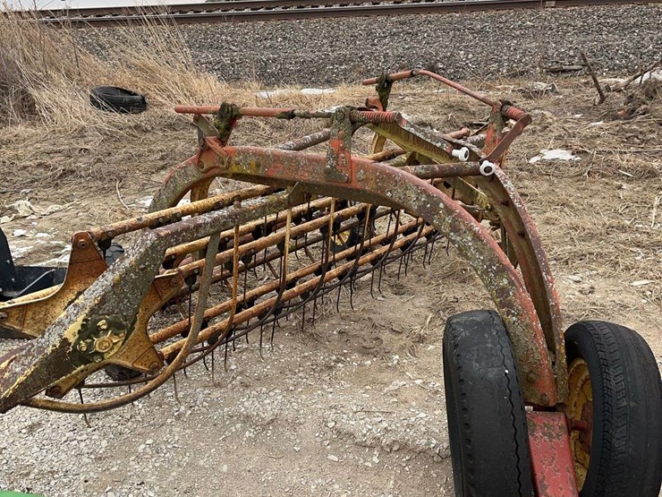 new-holland-256-image-5