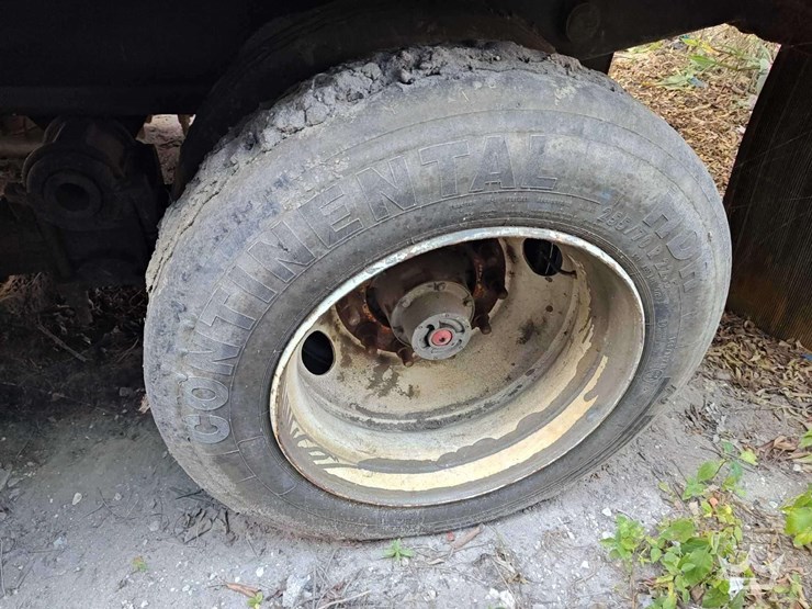 2016-globe-trailer-gtdd30236-36ft.-75yd.-t/a-end-dump-truck-image-16