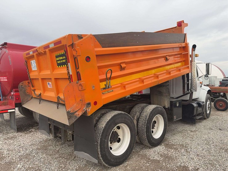 2001-international-2001-image-4