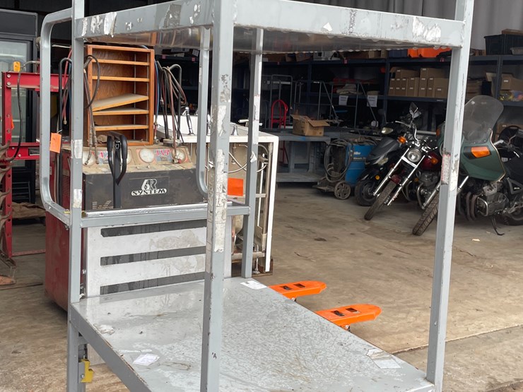 #1302-•-rolling-warehouse-rack-and-ladder-image-5