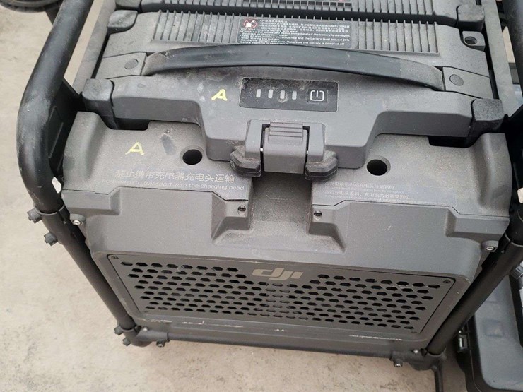 2024-djit-40-spray-drone,-3-batteries,-1-charger,-battery-cooling-unit,-with-remote-controller,-field-ready,-7,000-acres,-questions-call--618-292-8032-image-27